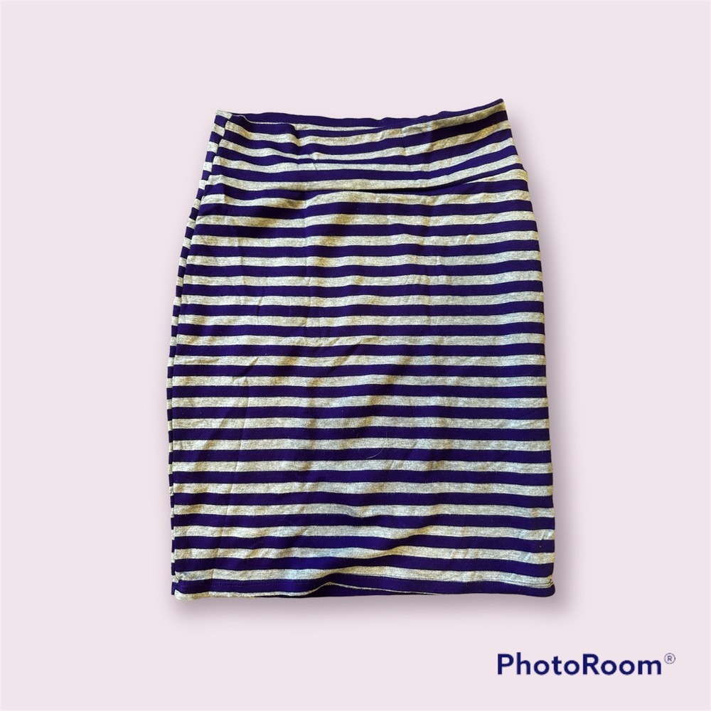 LuLaRoe Cassie Skirt. Size S.